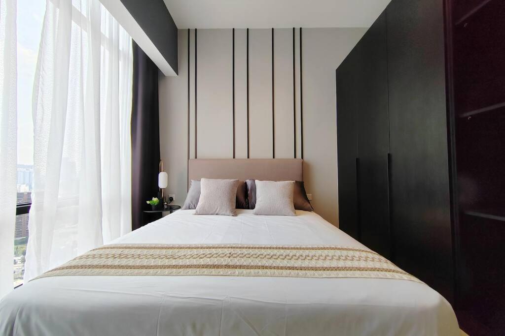Axon Bukit Bintang_2br_pavillion * Kuala Lumpur